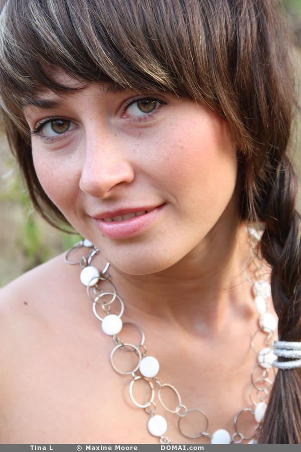 Innocent Brunette Tina L - Picture 14