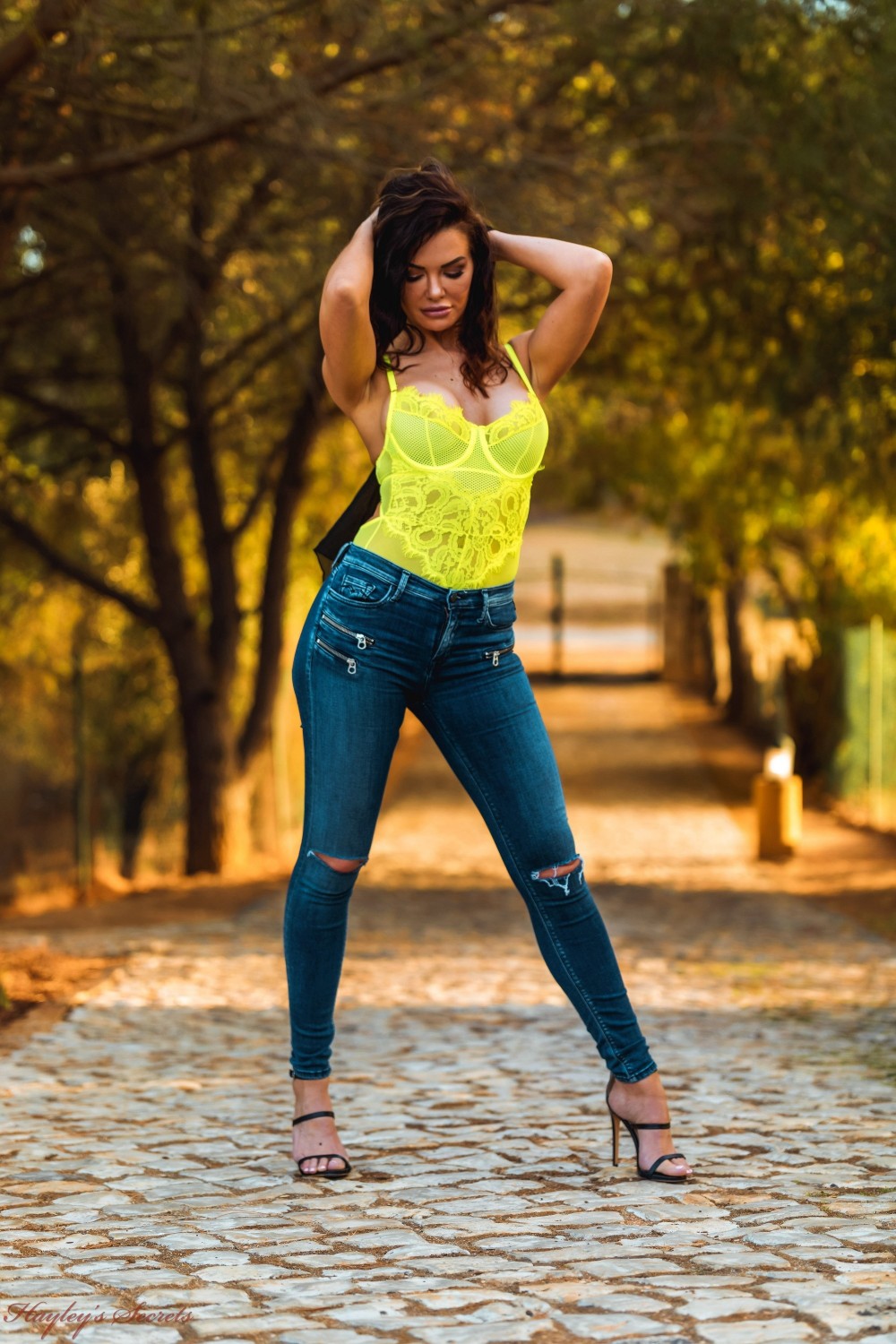 Nicole B In Glistening Yellow - Picture 01
