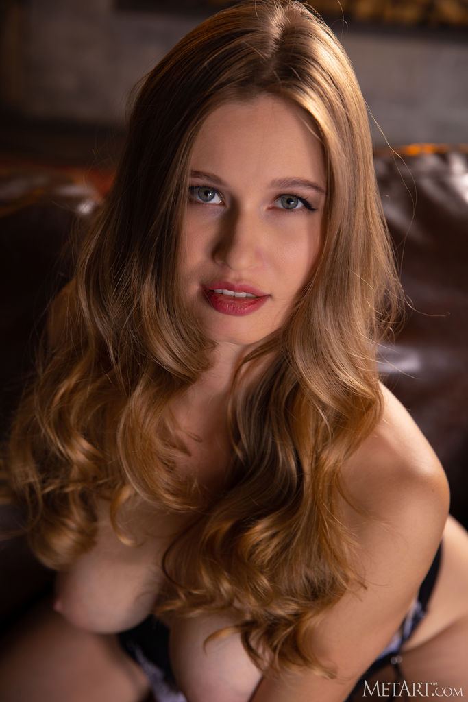 Stella Cardo Spend A Cozy Night - Picture 04