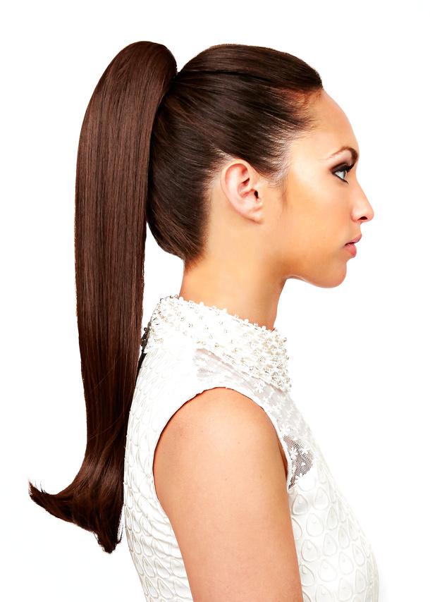 Pretty ponytail models - Picture 01