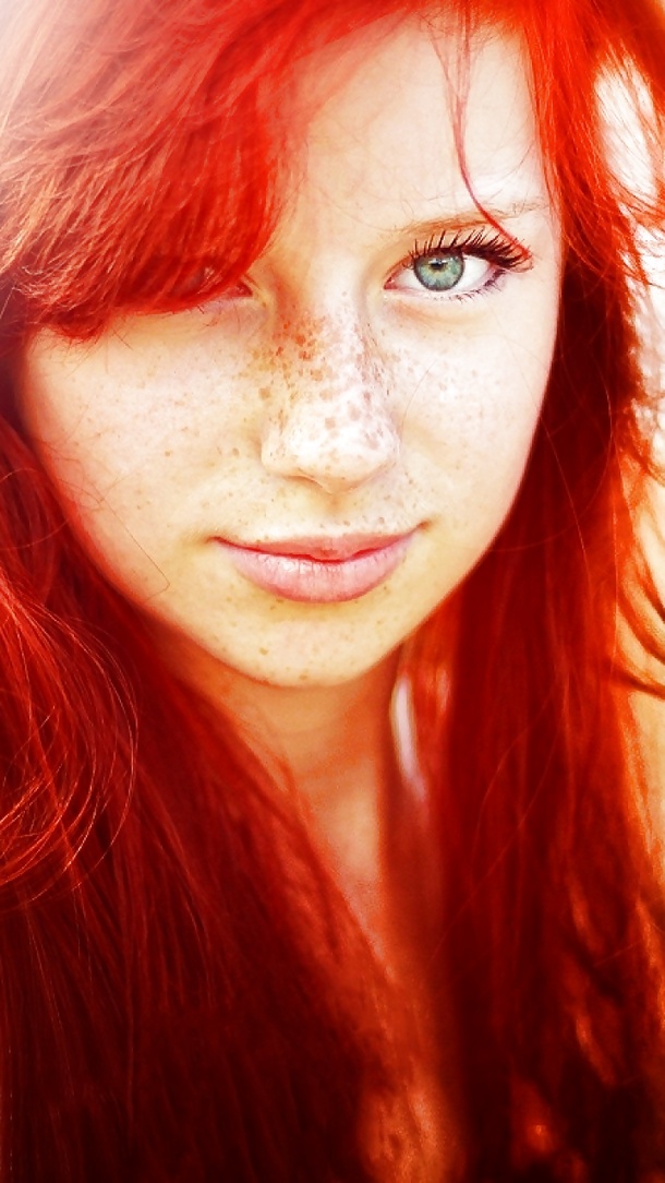 Face models with lovely freckles - Picture 01