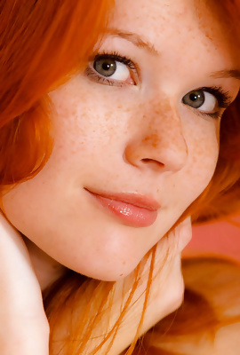 Freckled redhead honey Mia Sollis
