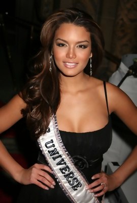 Miss Universe Zuleyka Rivera topless
