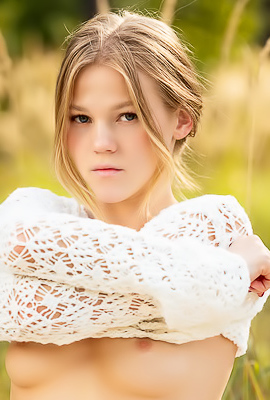 Valeria Mint Her Shorts Clinging To Her Sexy Ass With Every Step She Takes