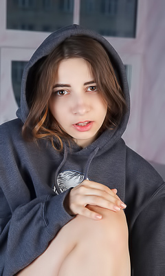 Goddess Naked Teen Elle Mira