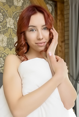 Rosalind With Gorgeous Blue Eyes Shows Her Perfect Ass