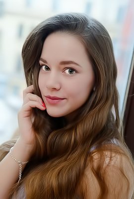 Flamy Nika Stunning Sweetheart Is Soon Sprawled Naked On The Sofa