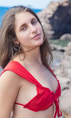 Esfinge Gorgeous Portuguese Brunette Is Soon Wonderfully Naked