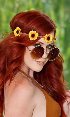 Elle Alexandra - Hippie Redhead In Denim Shorts - Shaved Pussy Fingering