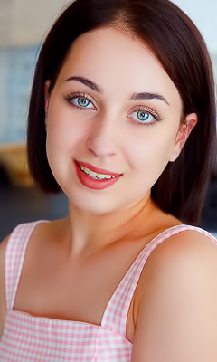 Alin Luxe In Her Pink Gingham Dress Revealing Her Luscious Ass