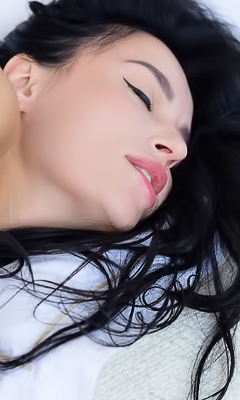 Milena Ray Spreads Lustful Allure Across Luxurious Pads And Pillows