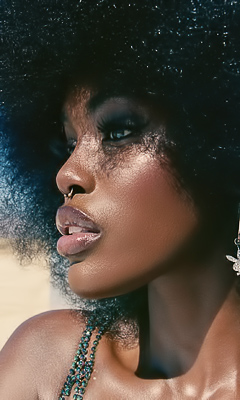 Tanerelle Commands the Scene in Dominant Solo Display