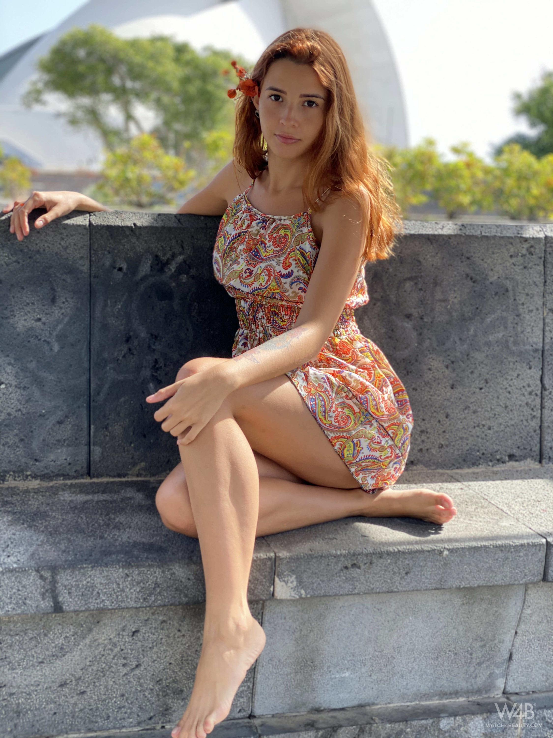 Agatha In Welcome To Tenerife - Picture 06